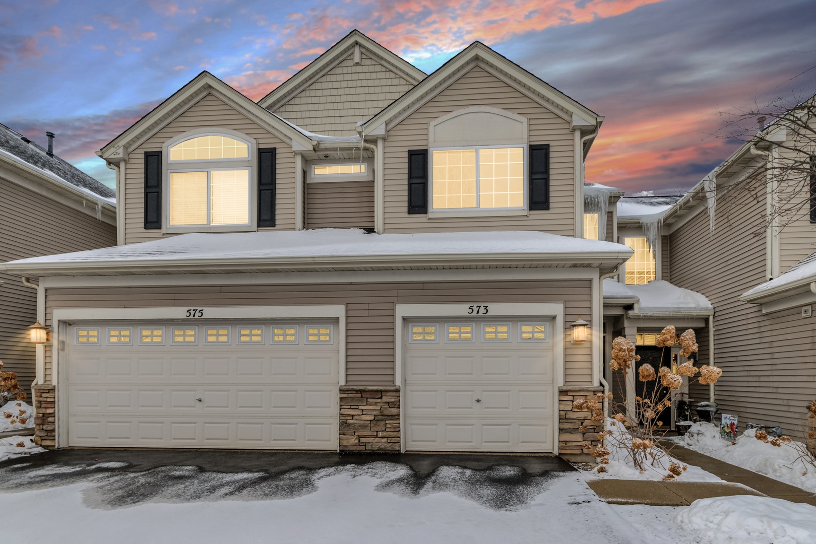 573 Telluride Drive, Gilberts, IL 60136