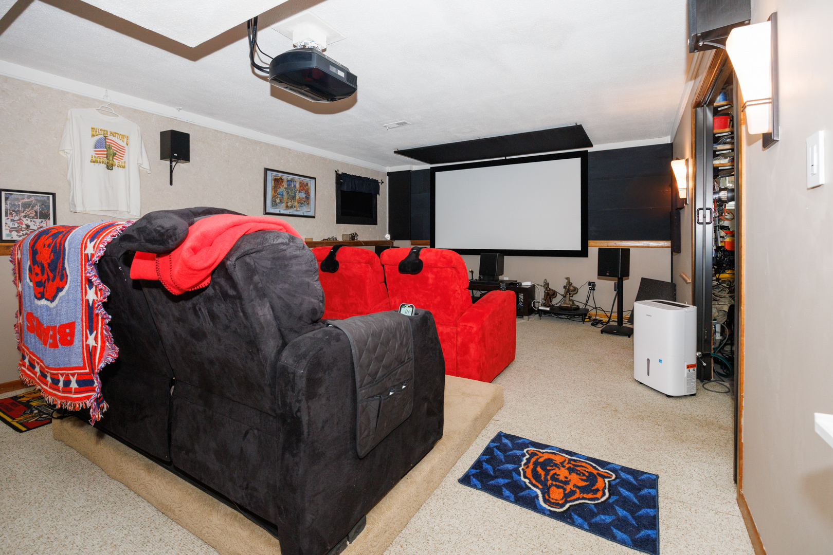 1304 S Hershey Road, Bloomington, IL 61704