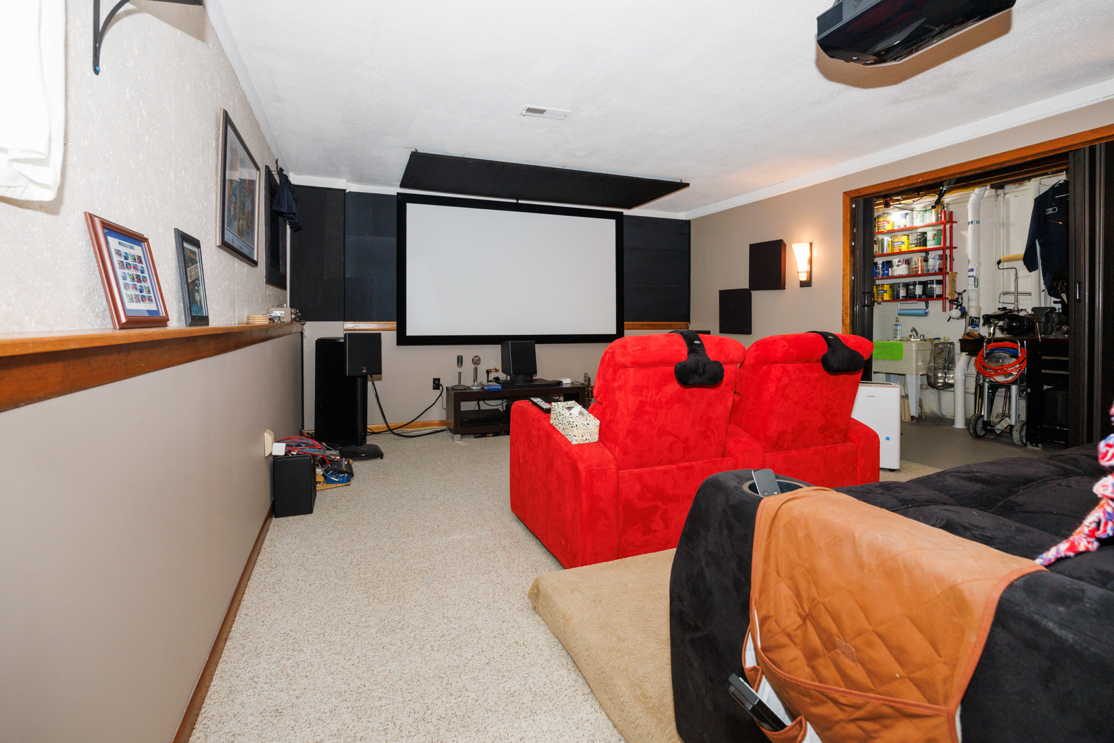 1304 S Hershey Road, Bloomington, IL 61704