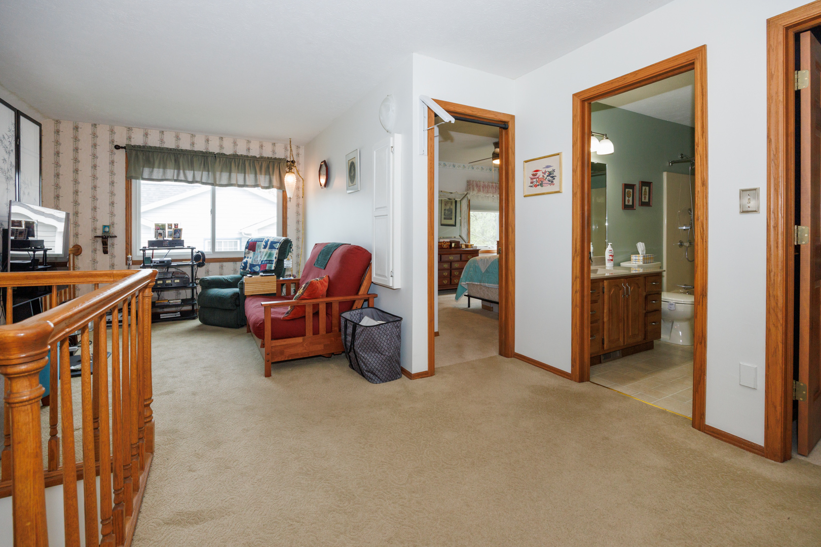 1304 S Hershey Road, Bloomington, IL 61704