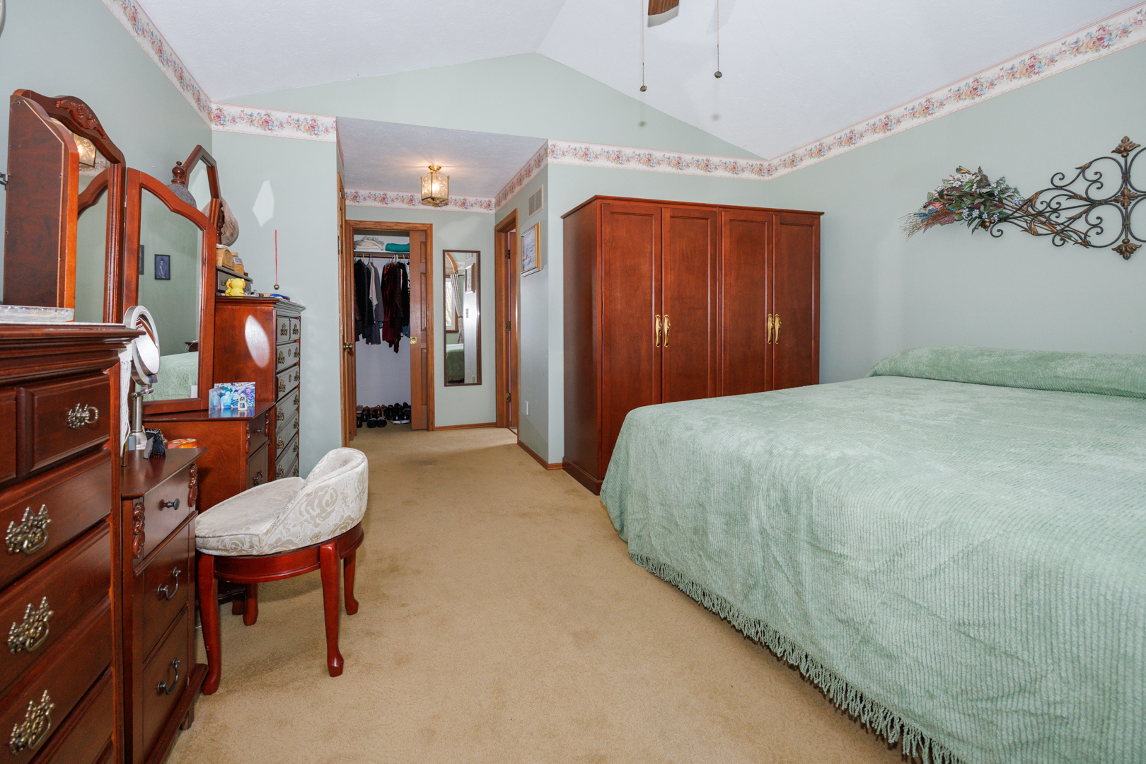 1304 S Hershey Road, Bloomington, IL 61704