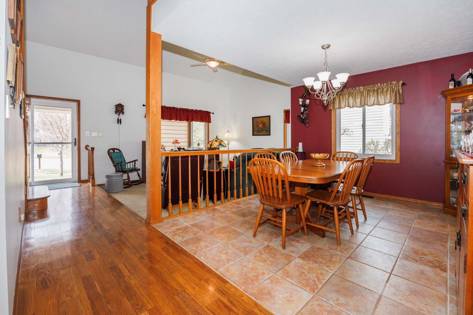 1304 S Hershey Road, Bloomington, IL 61704