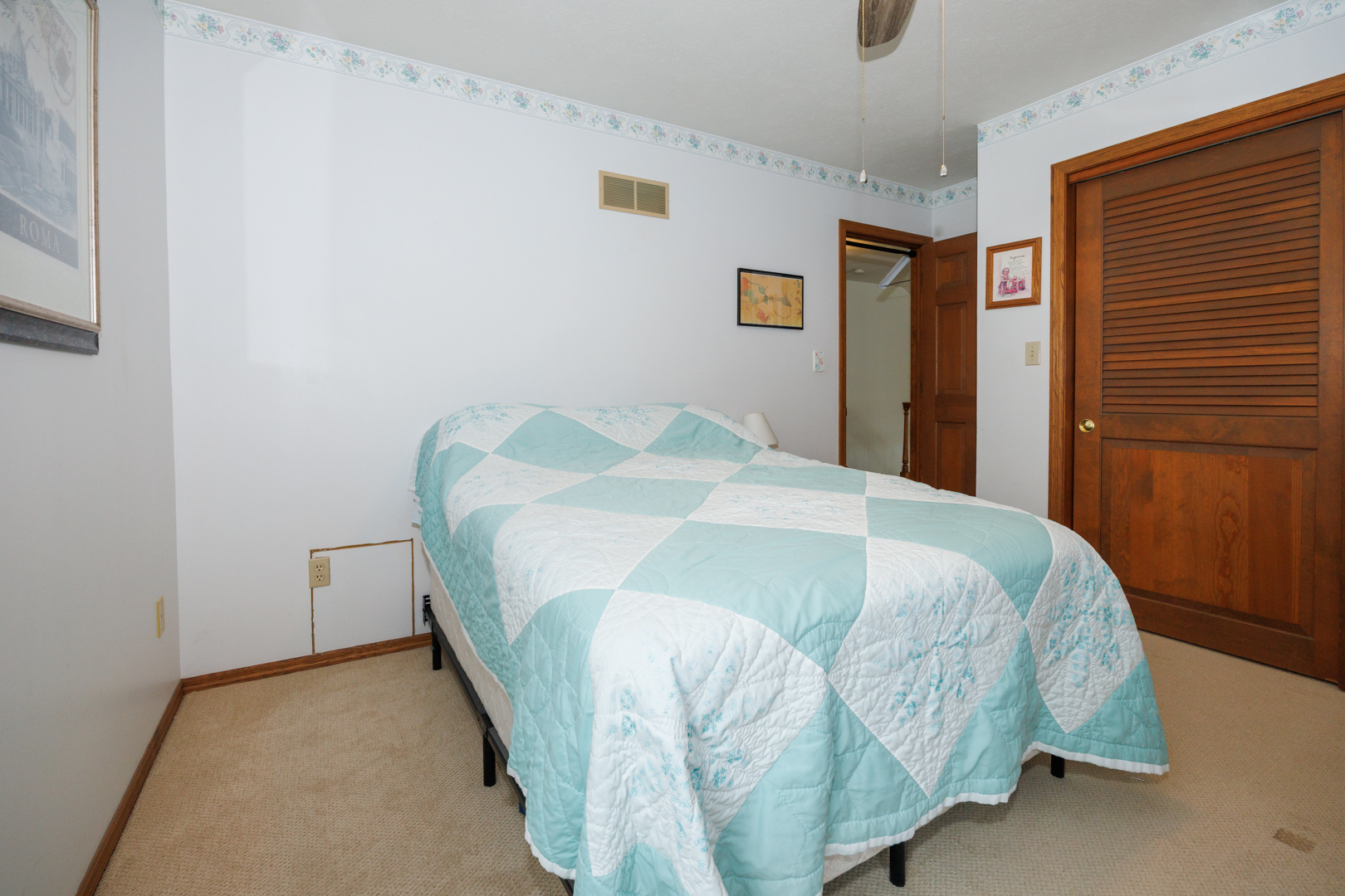 1304 S Hershey Road, Bloomington, IL 61704