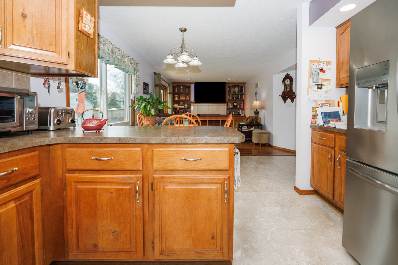 1304 S Hershey Road, Bloomington, IL 61704