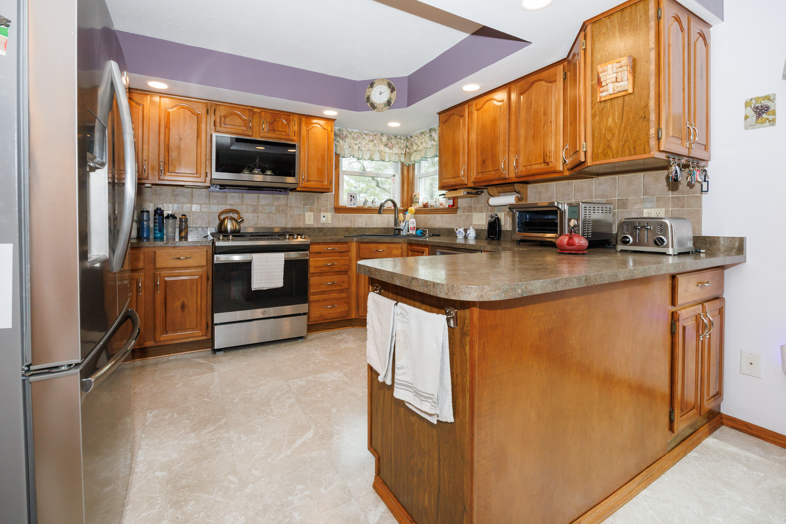 1304 S Hershey Road, Bloomington, IL 61704