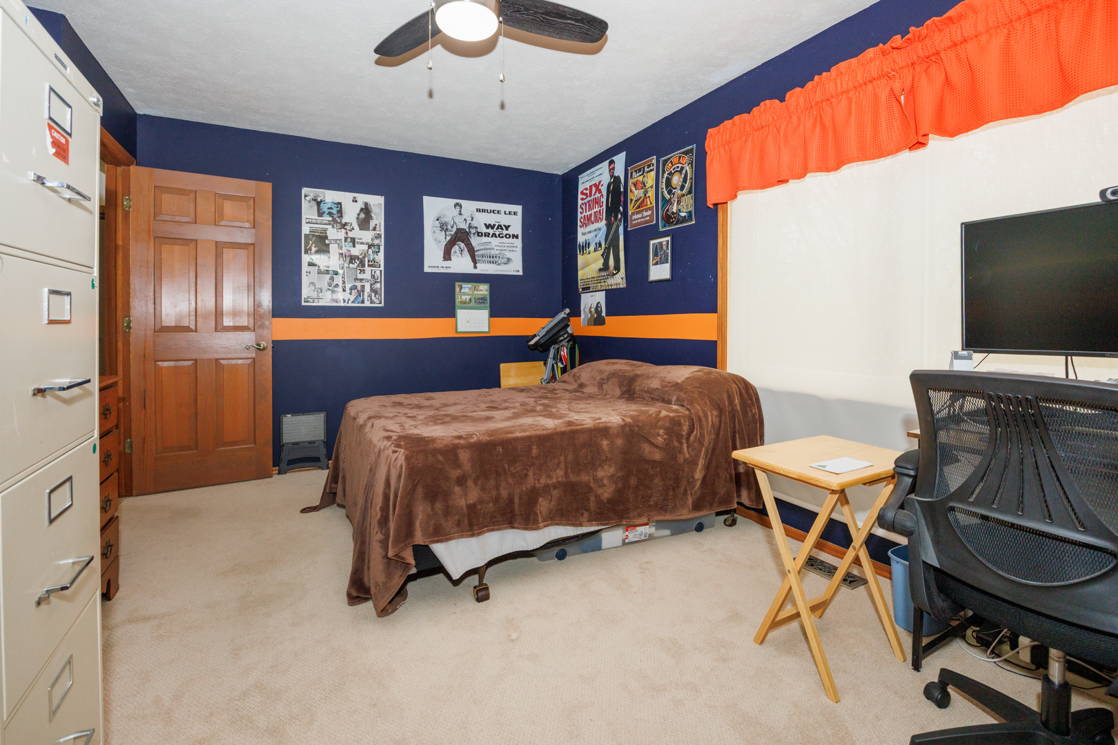 1304 S Hershey Road, Bloomington, IL 61704