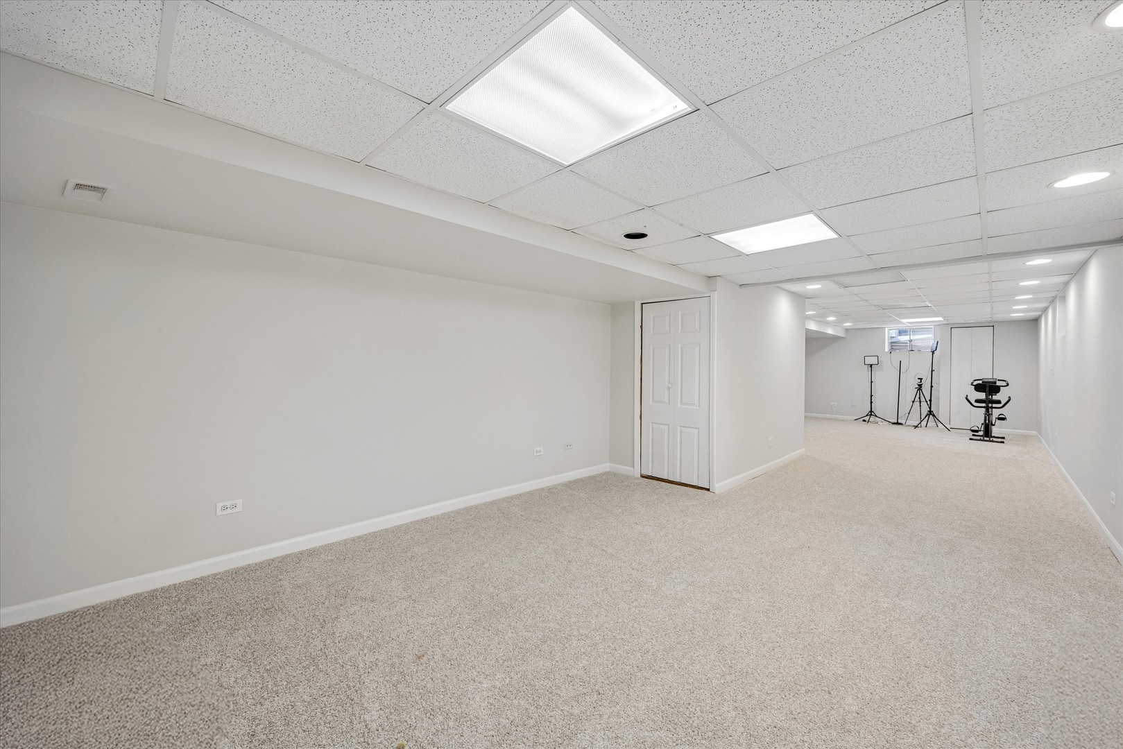 461 Breckenridge Drive, Aurora, IL 60504