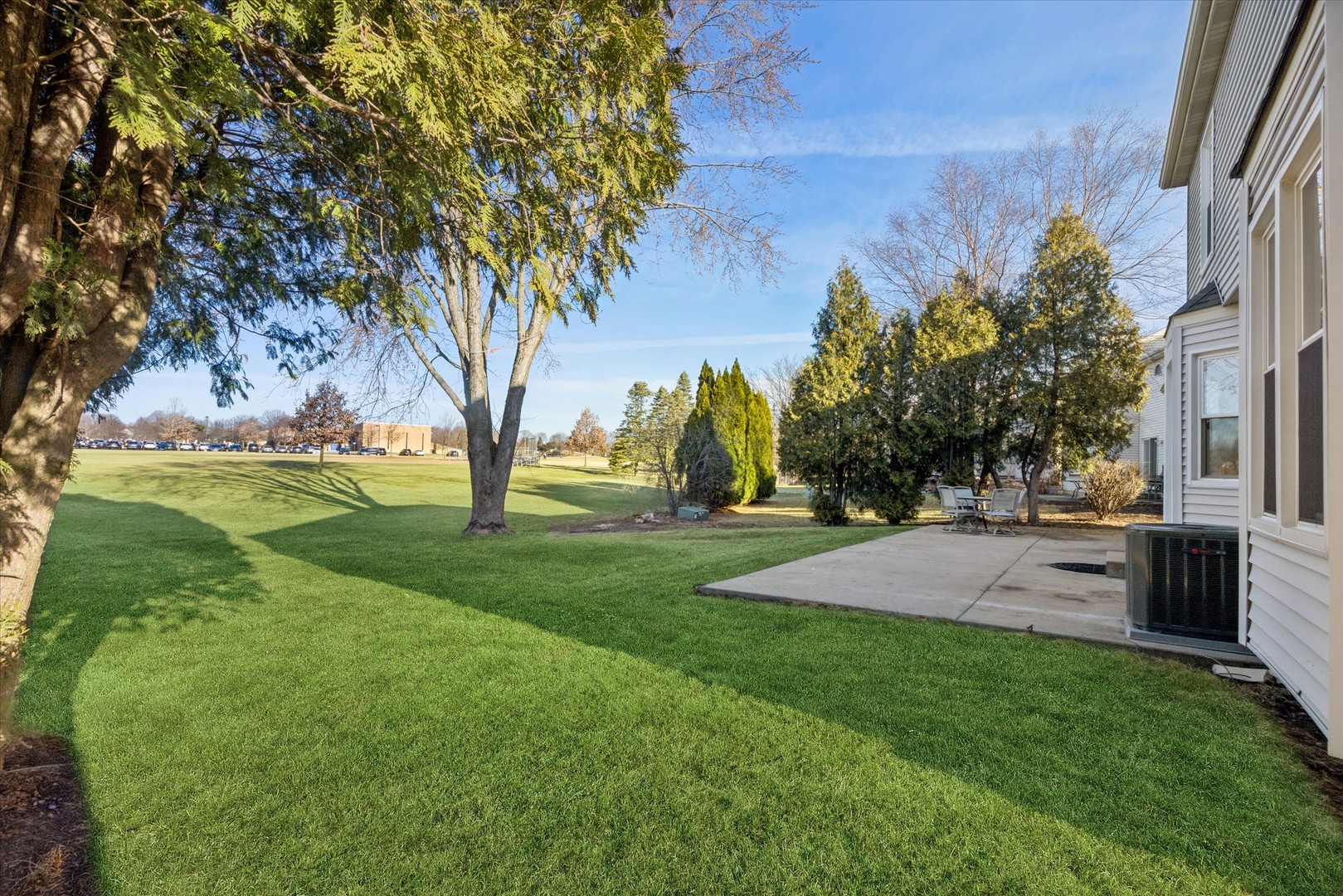 461 Breckenridge Drive, Aurora, IL 60504