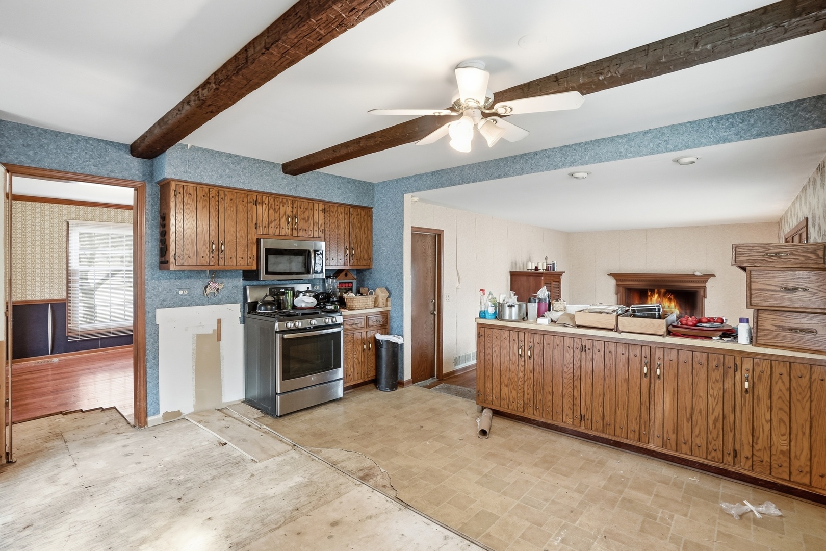 1307 Dairy Lane, Crete, IL 60417