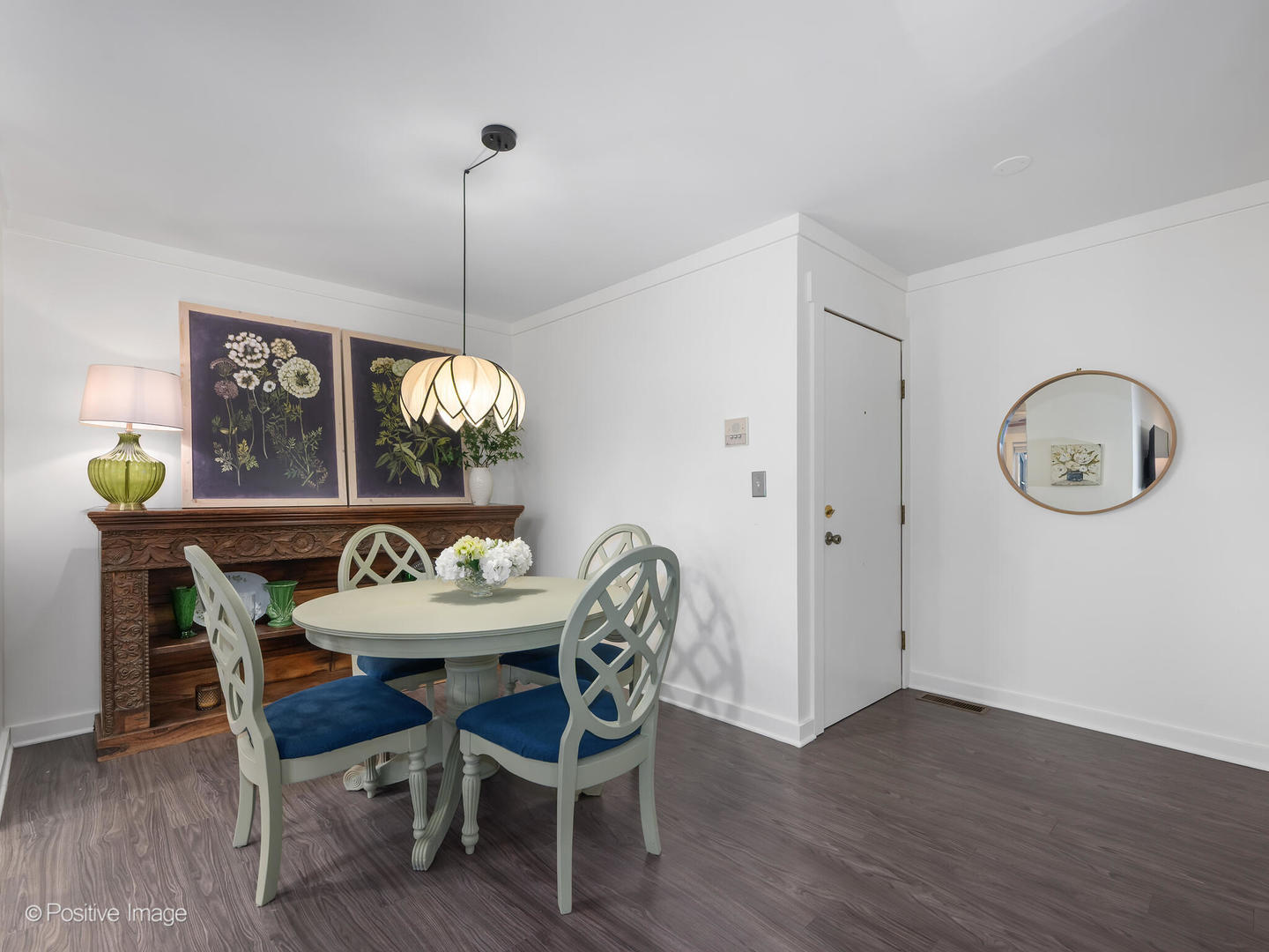 200 Brookside Lane #A, Willowbrook, IL 60527