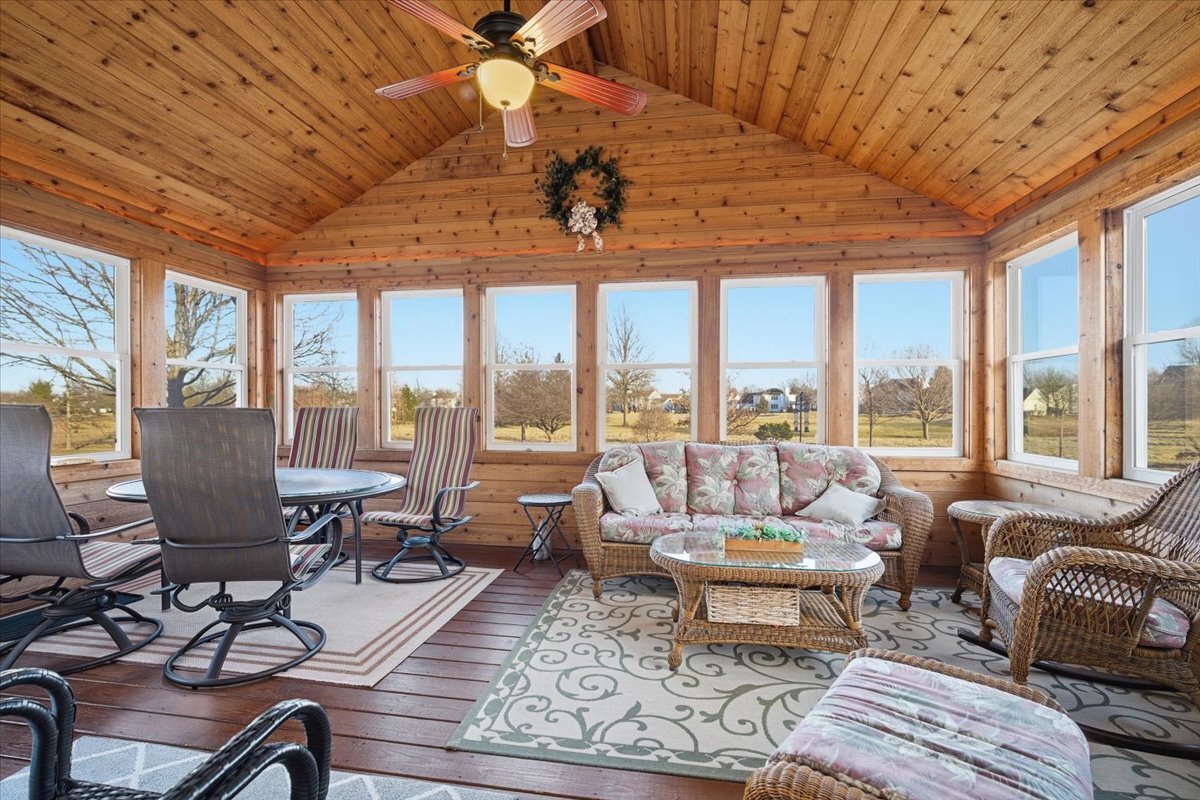 1908 Deer Cove CC Court, Normal, IL 61761