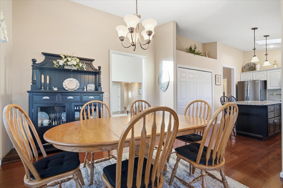 1908 Deer Cove CC Court, Normal, IL 61761