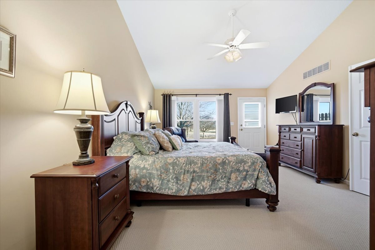 1908 Deer Cove CC Court, Normal, IL 61761