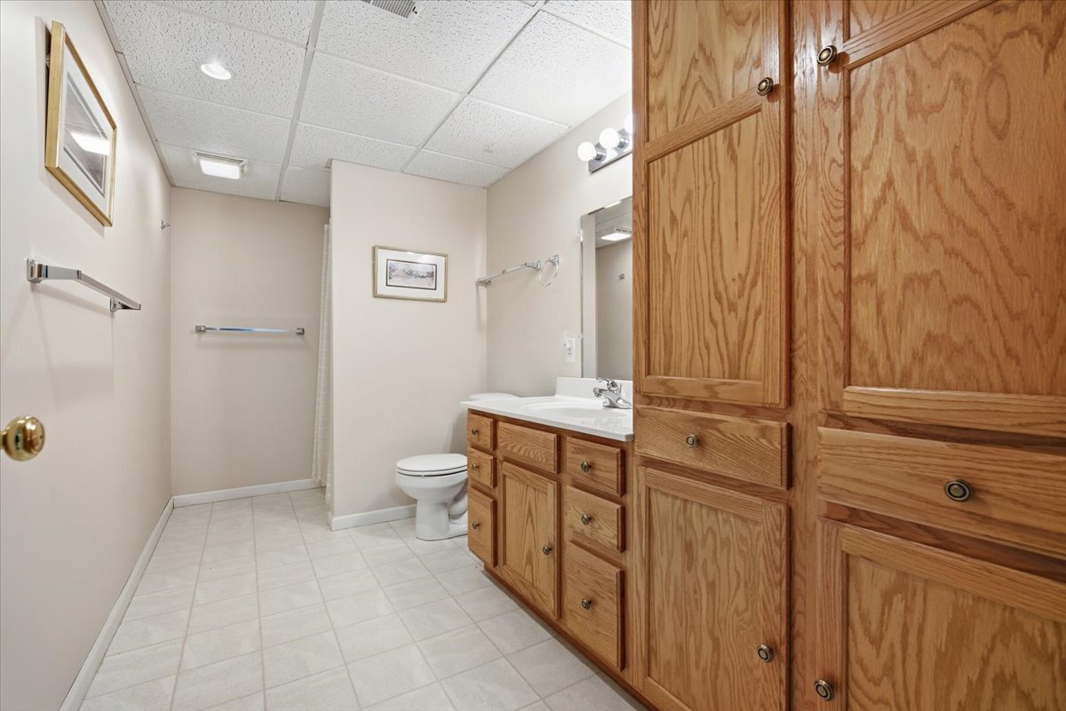 1908 Deer Cove CC Court, Normal, IL 61761