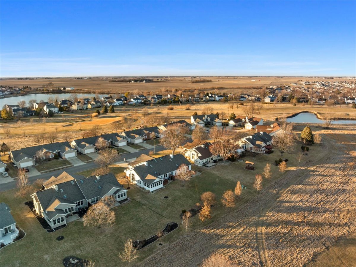 1908 Deer Cove CC Court, Normal, IL 61761