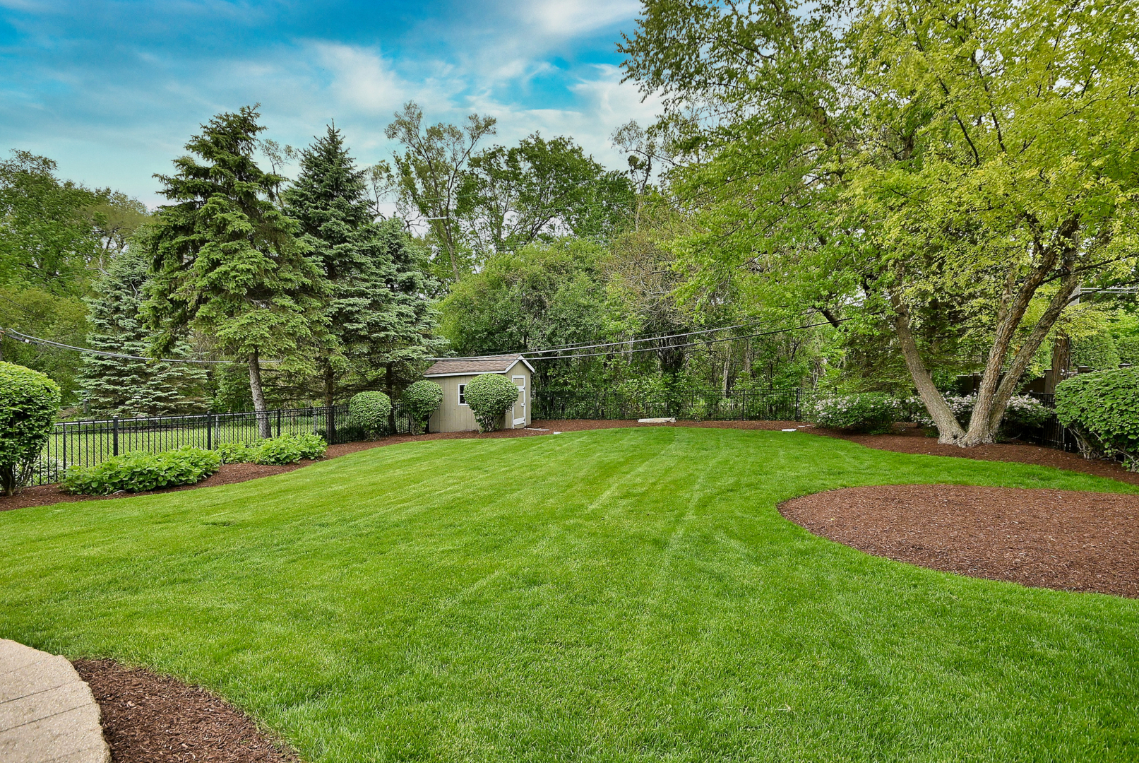281 E Vallette Street, Elmhurst, IL 60126