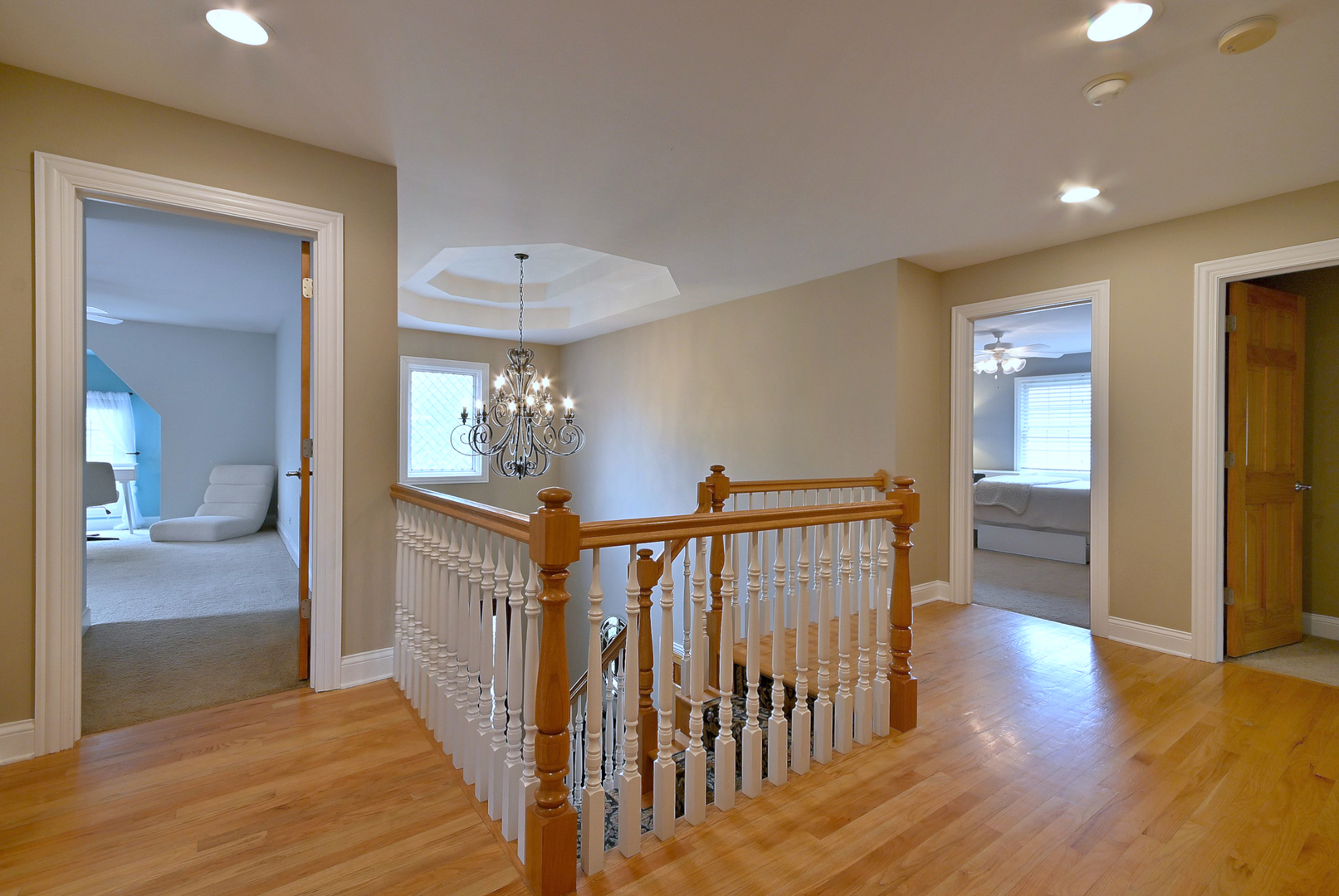 281 E Vallette Street, Elmhurst, IL 60126