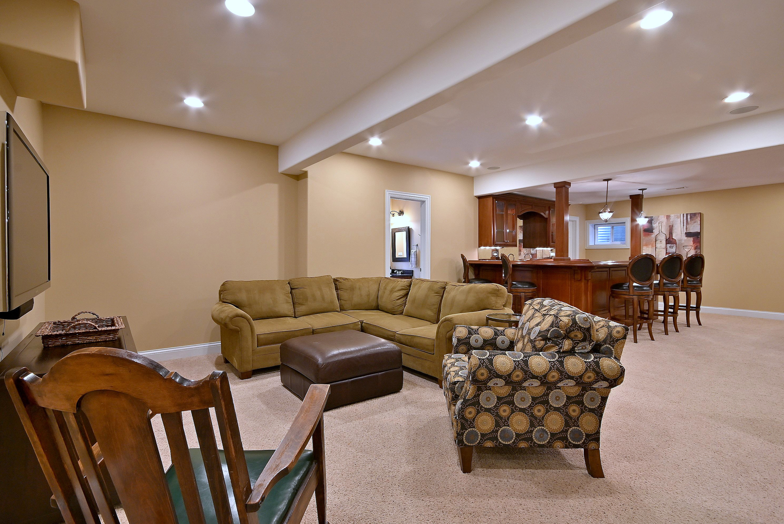 281 E Vallette Street, Elmhurst, IL 60126