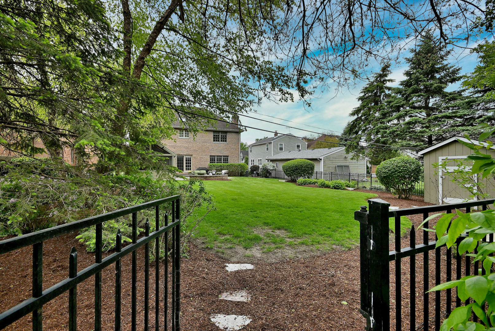 281 E Vallette Street, Elmhurst, IL 60126