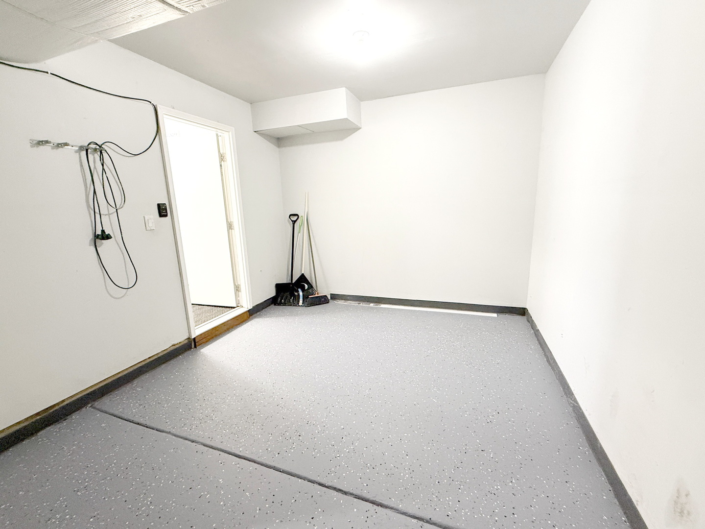 223 Butternut Lane, Streamwood, IL 60107