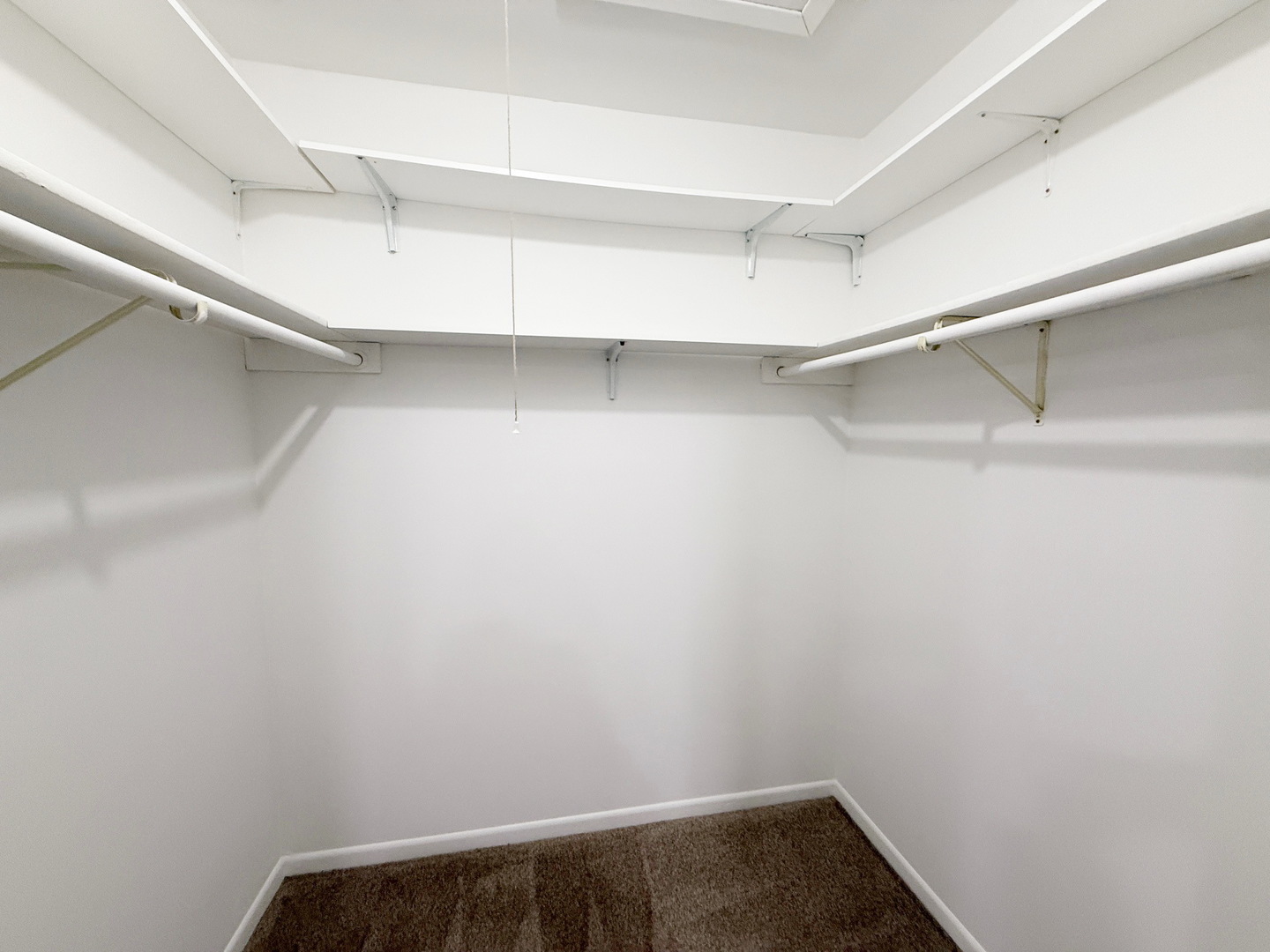 223 Butternut Lane, Streamwood, IL 60107