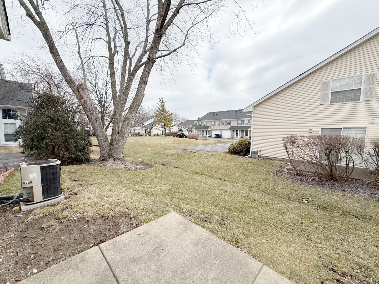 223 Butternut Lane, Streamwood, IL 60107