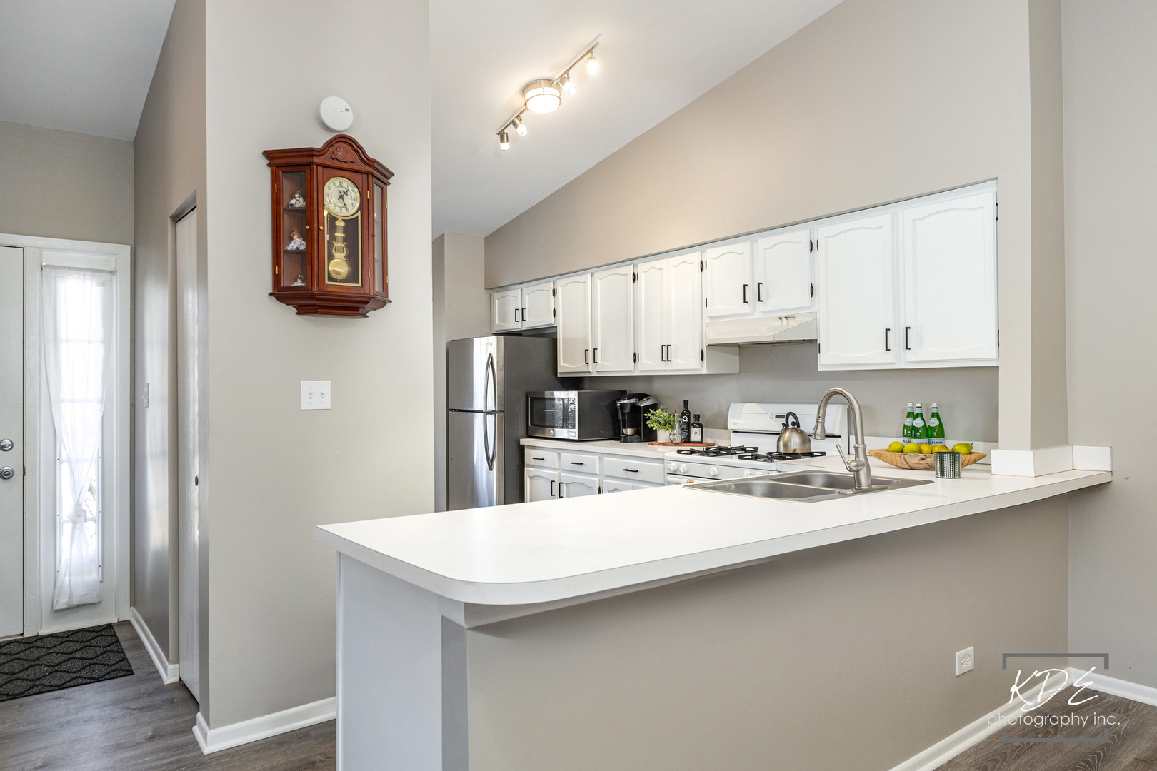 1896 Appaloosa Drive, Naperville, IL 60565