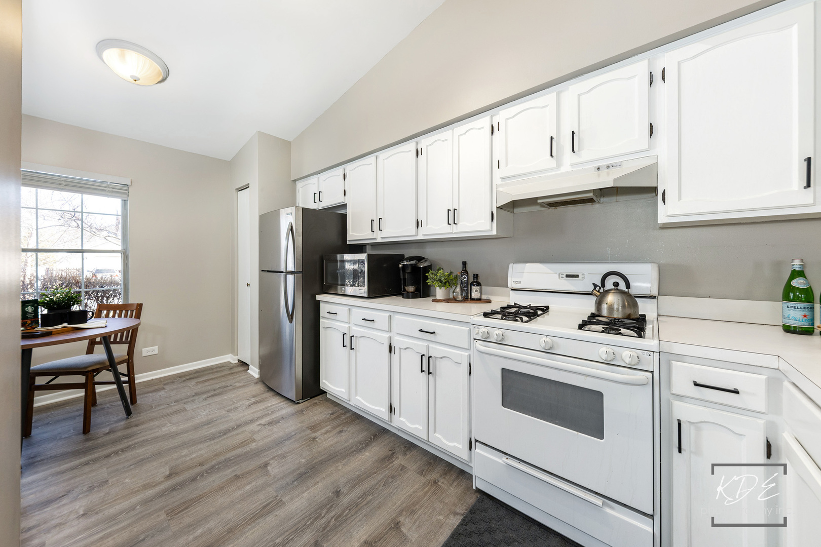 1896 Appaloosa Drive, Naperville, IL 60565