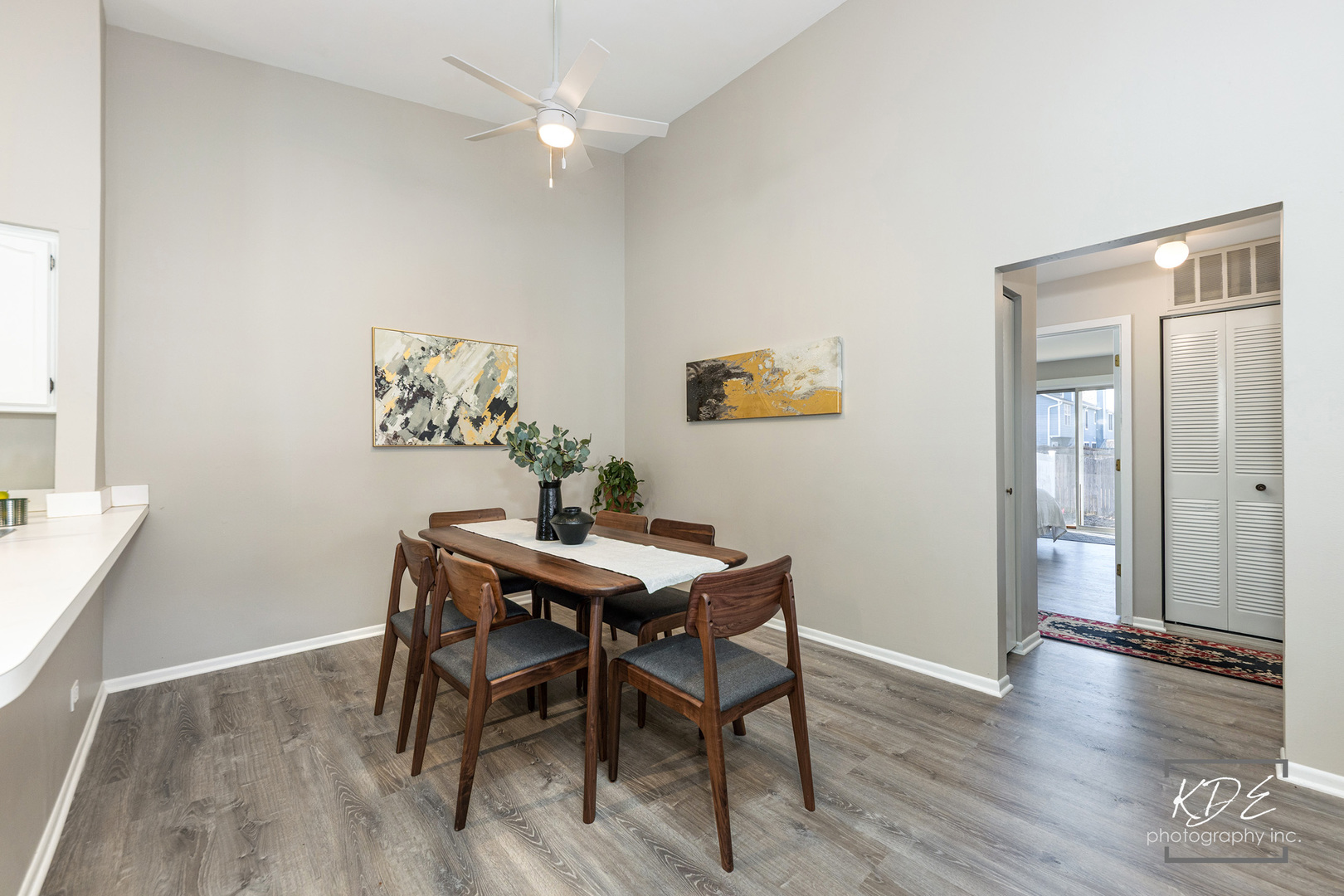 1896 Appaloosa Drive, Naperville, IL 60565