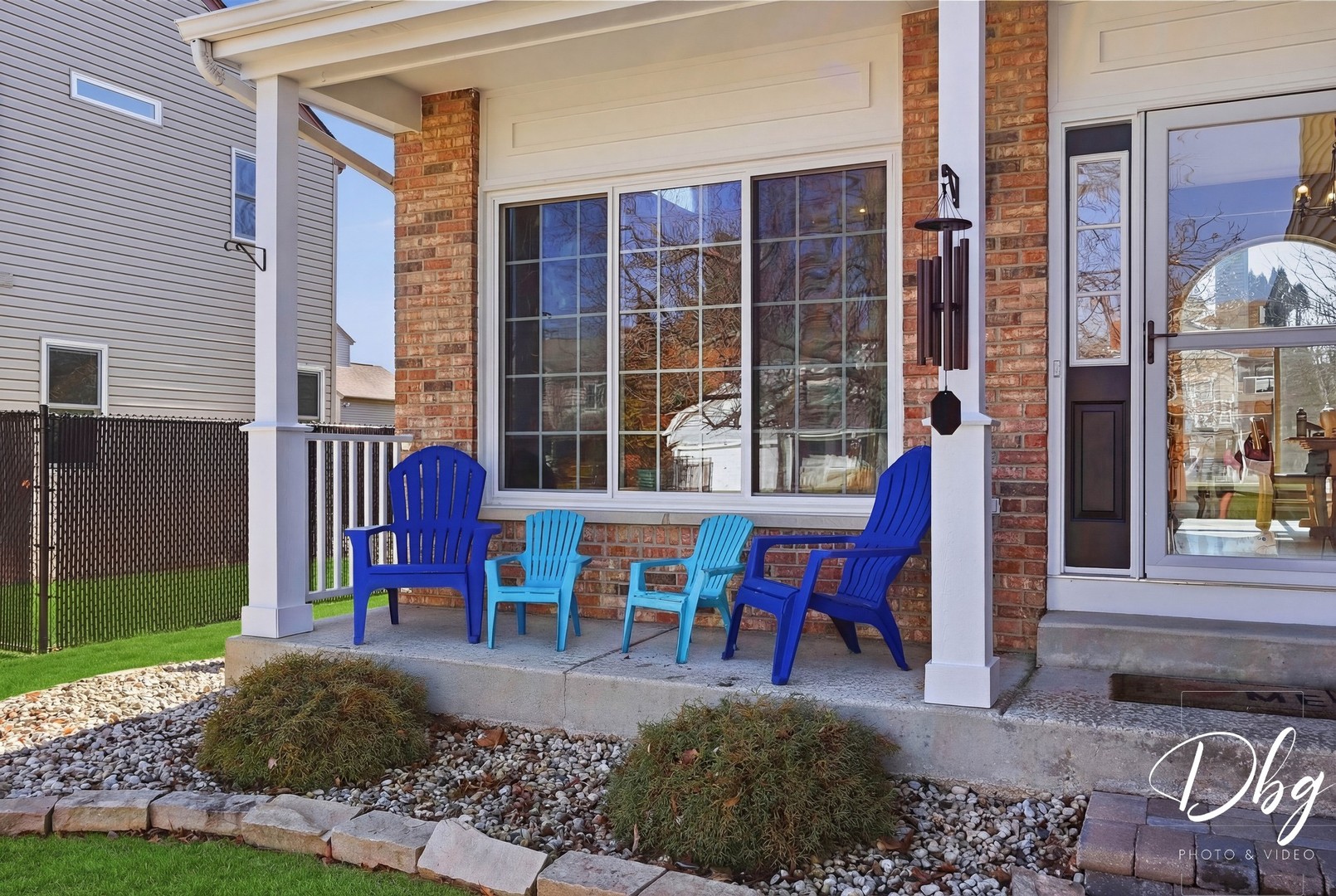 67 W Dahlia Lane, Round Lake Beach, IL 60073