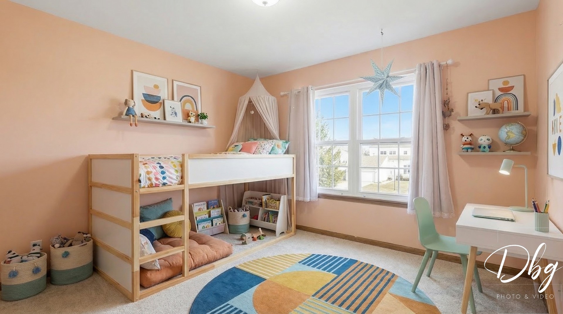 67 W Dahlia Lane, Round Lake Beach, IL 60073