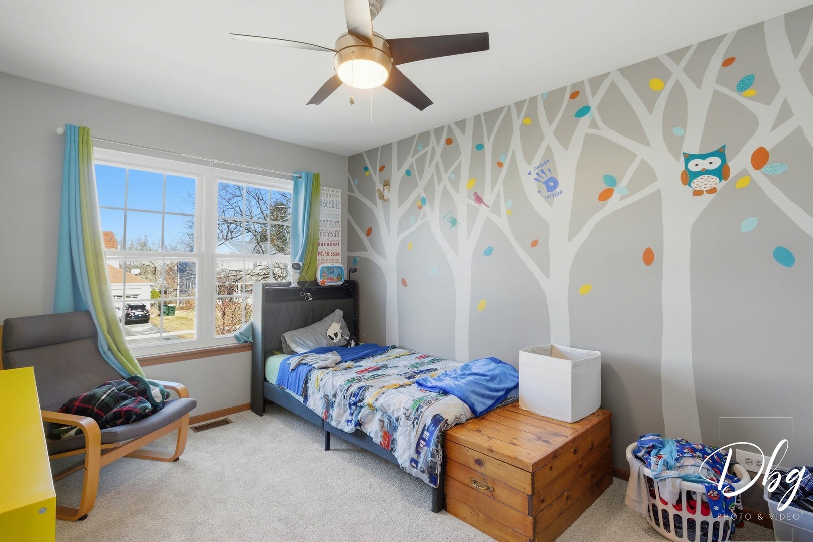 67 W Dahlia Lane, Round Lake Beach, IL 60073