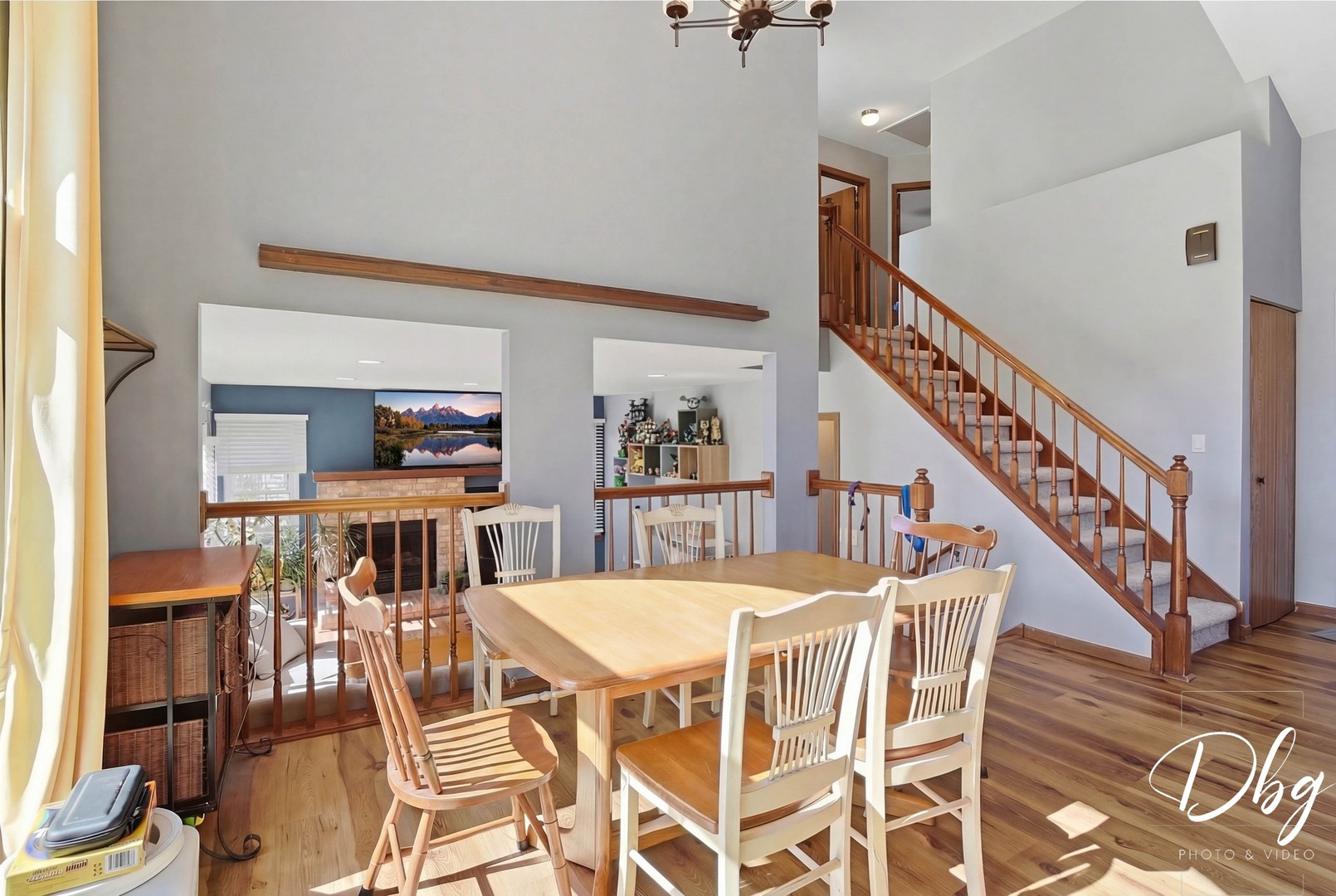 67 W Dahlia Lane, Round Lake Beach, IL 60073