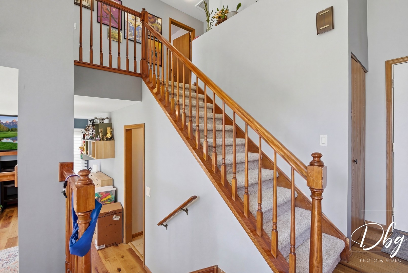 67 W Dahlia Lane, Round Lake Beach, IL 60073