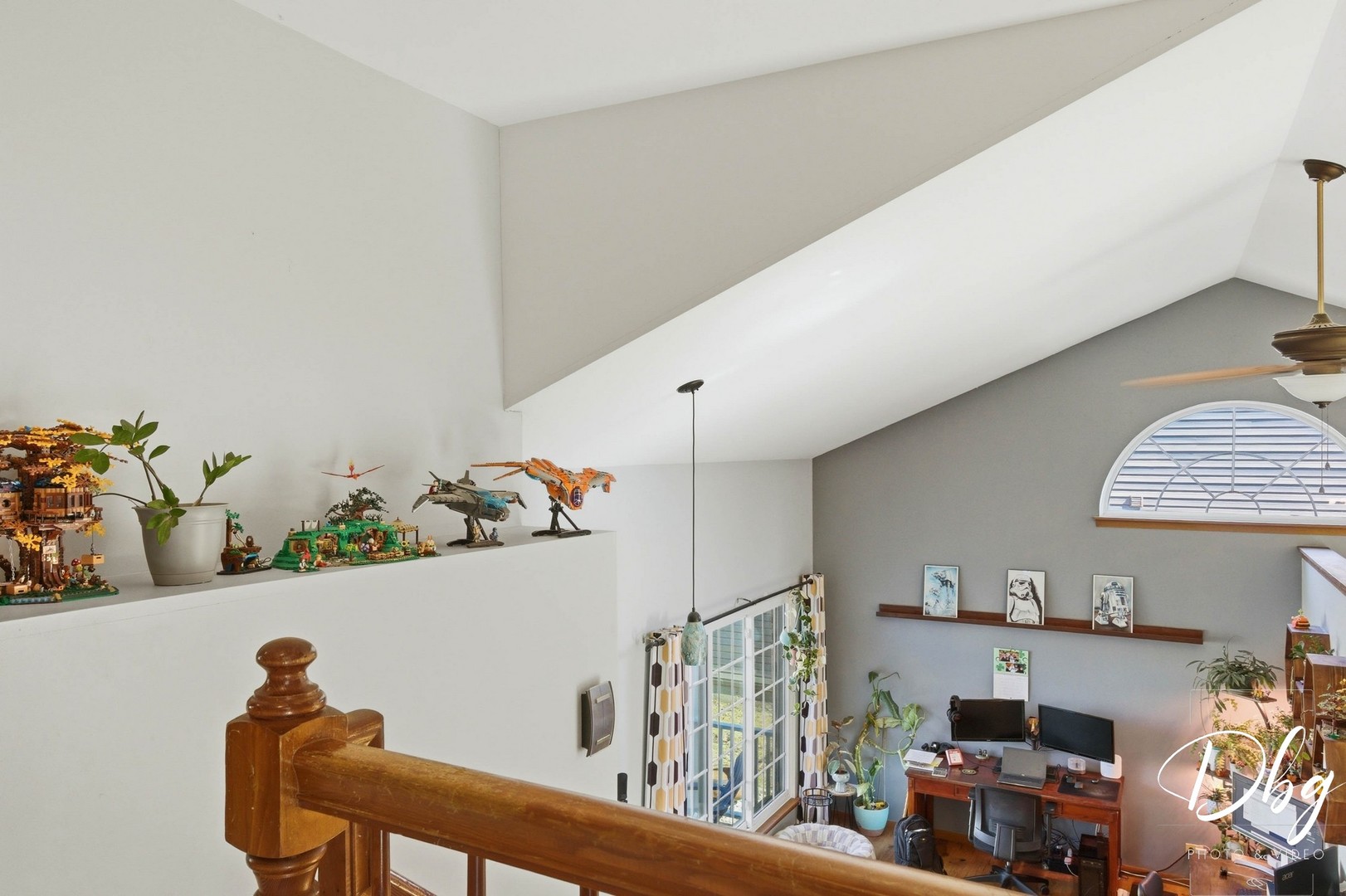 67 W Dahlia Lane, Round Lake Beach, IL 60073