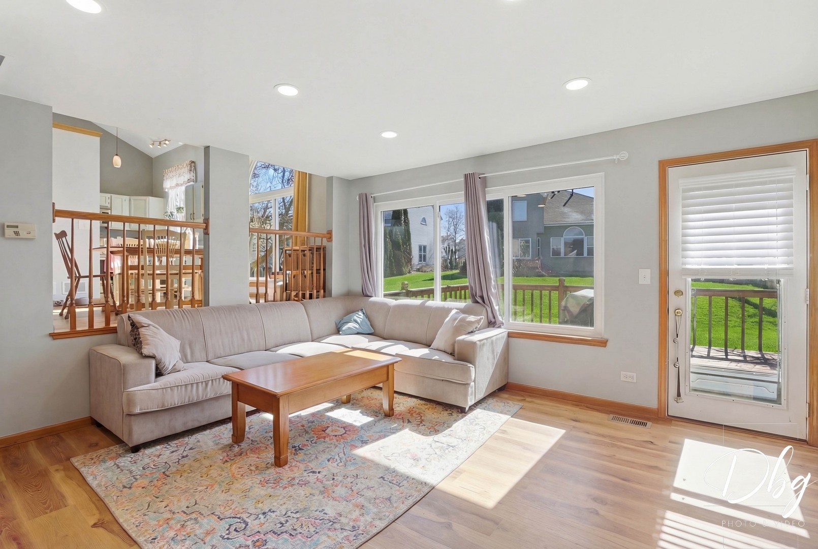 67 W Dahlia Lane, Round Lake Beach, IL 60073