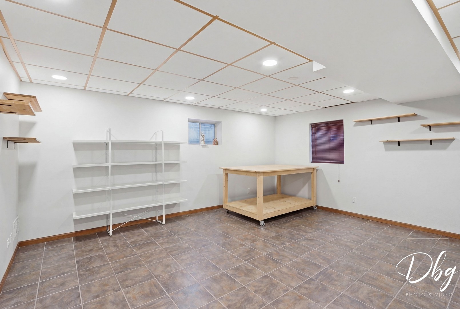 67 W Dahlia Lane, Round Lake Beach, IL 60073