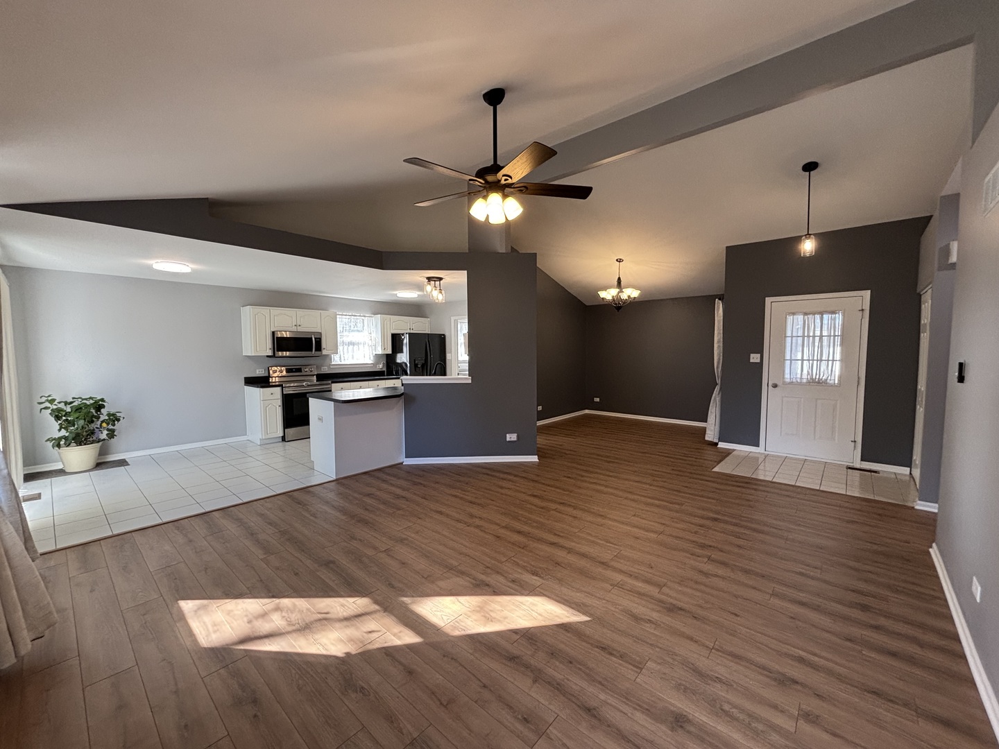 1416 Finch Drive, Plainfield, IL 60586