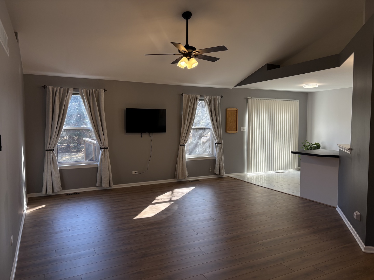 1416 Finch Drive, Plainfield, IL 60586