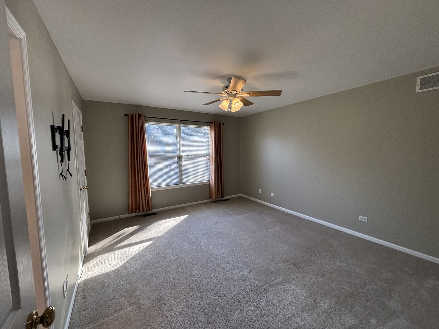 1416 Finch Drive, Plainfield, IL 60586