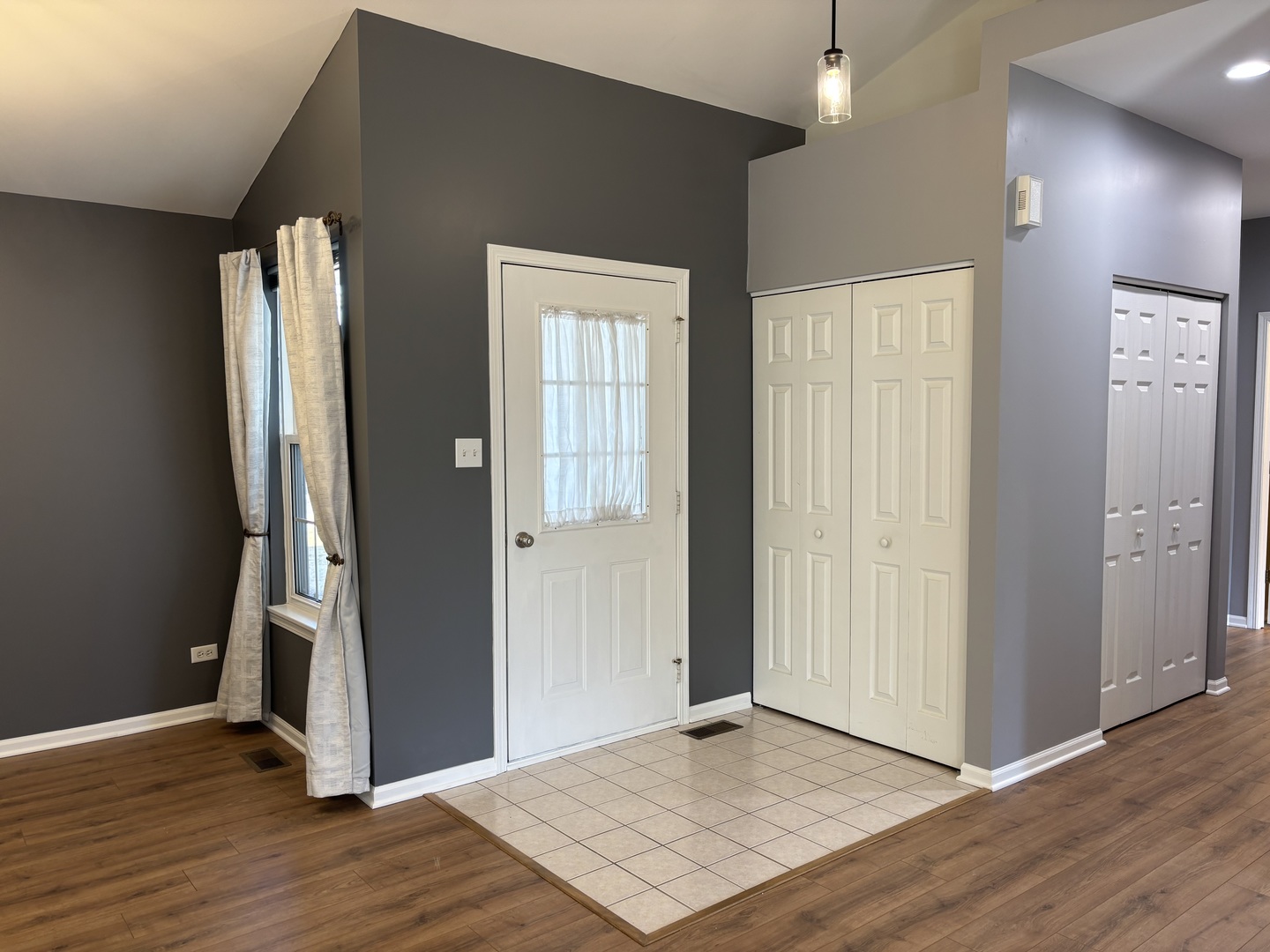 1416 Finch Drive, Plainfield, IL 60586