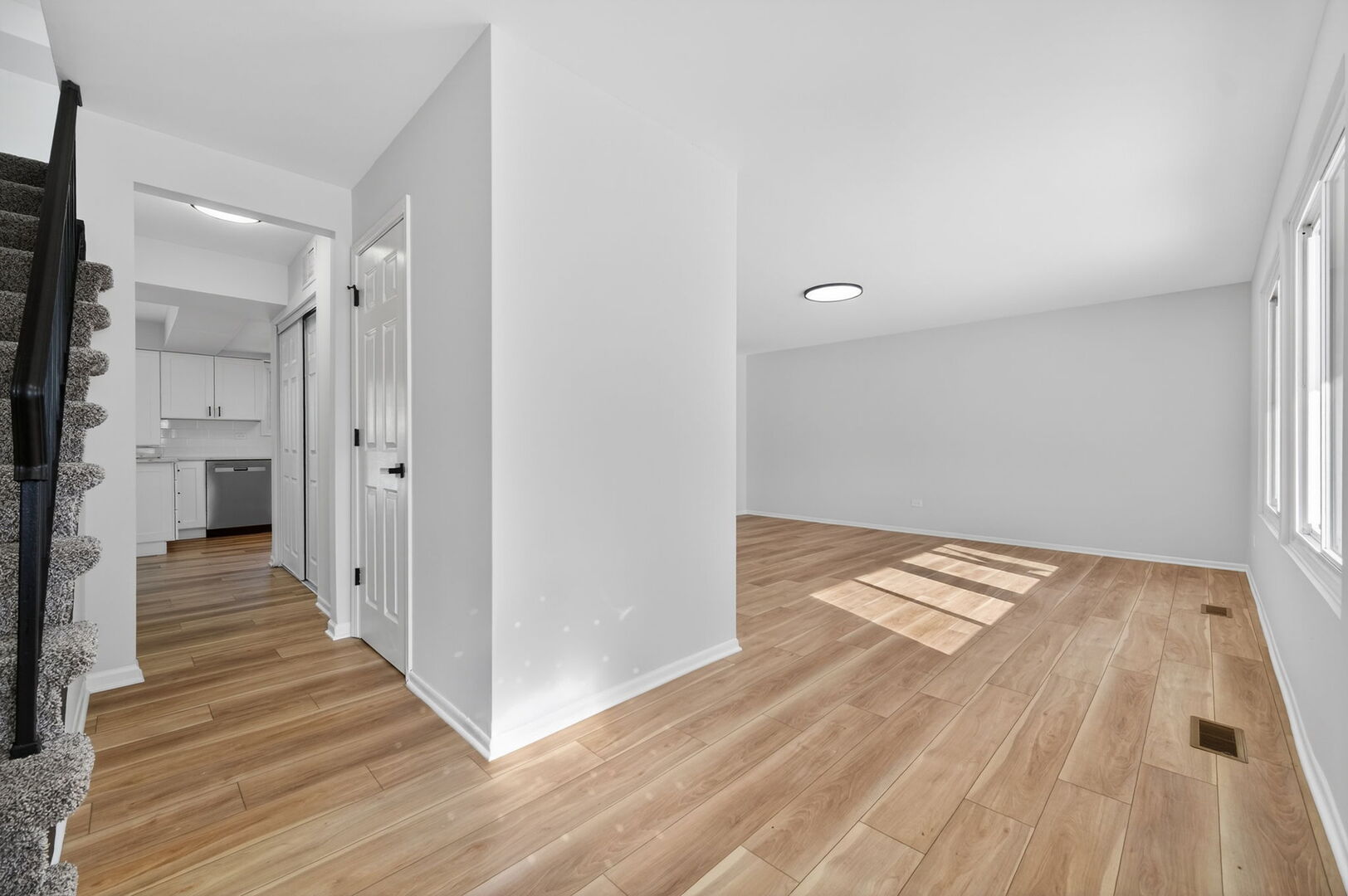 811 Copley Lane, Joliet, IL 60431