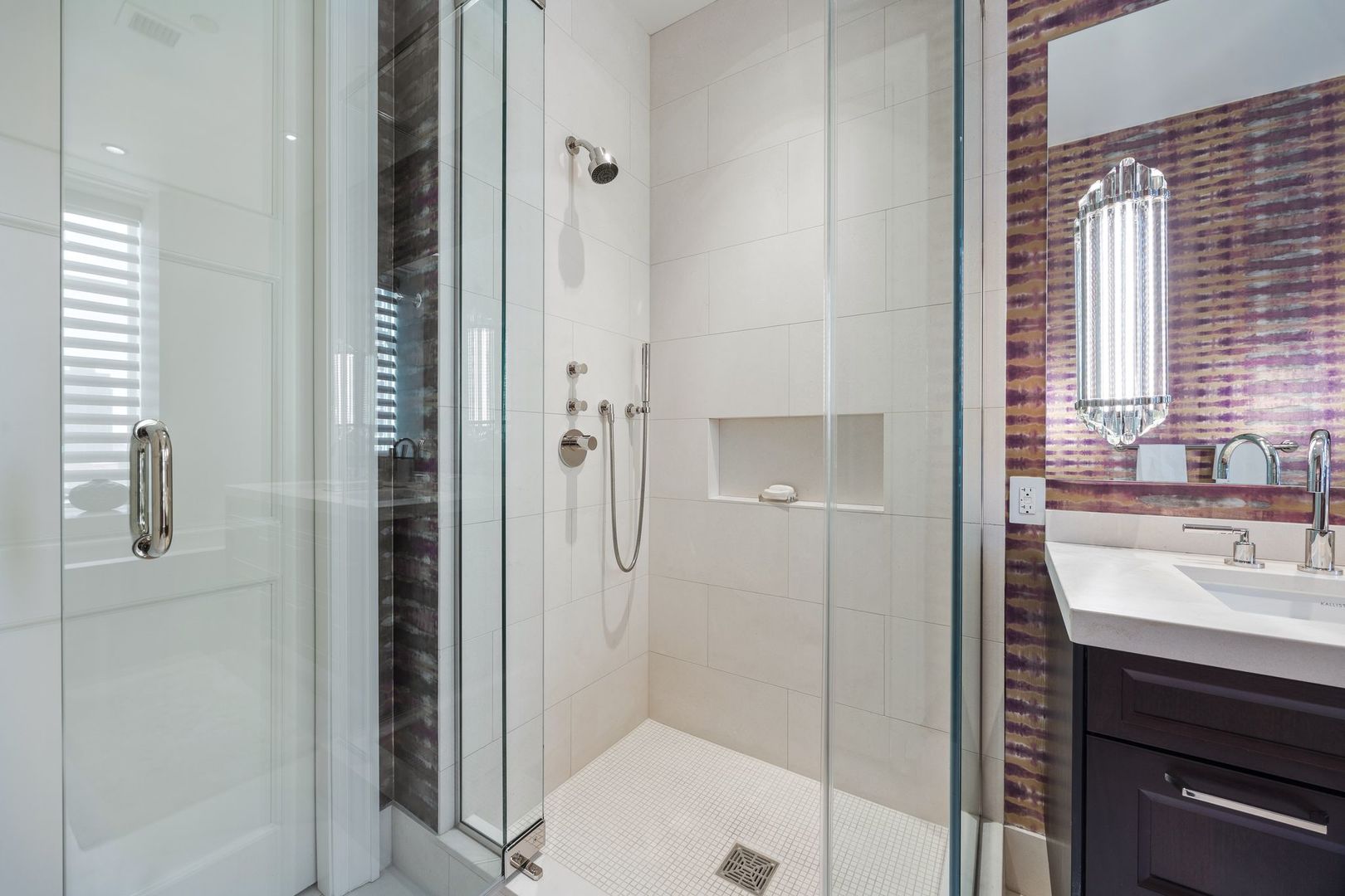 118 E Erie Street #18A, Chicago, IL 60611