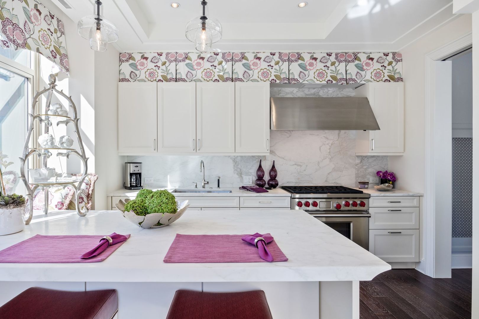 118 E Erie Street #18A, Chicago, IL 60611