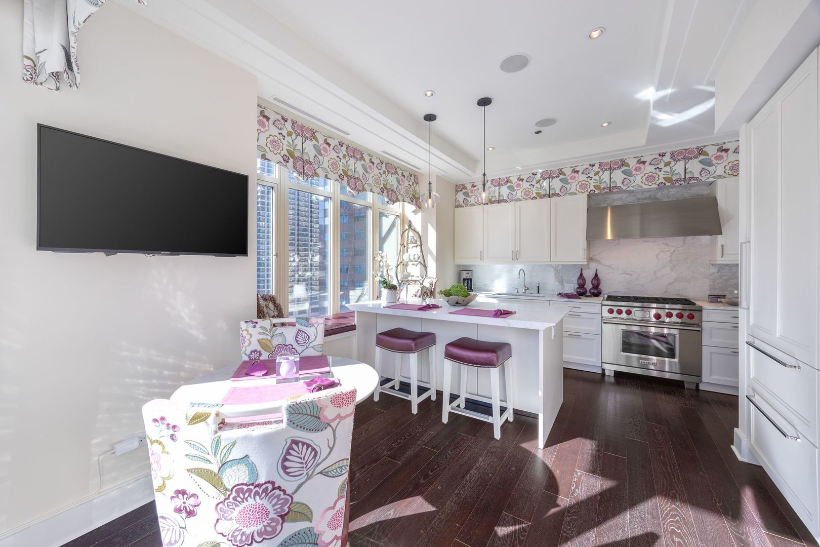 118 E Erie Street #18A, Chicago, IL 60611