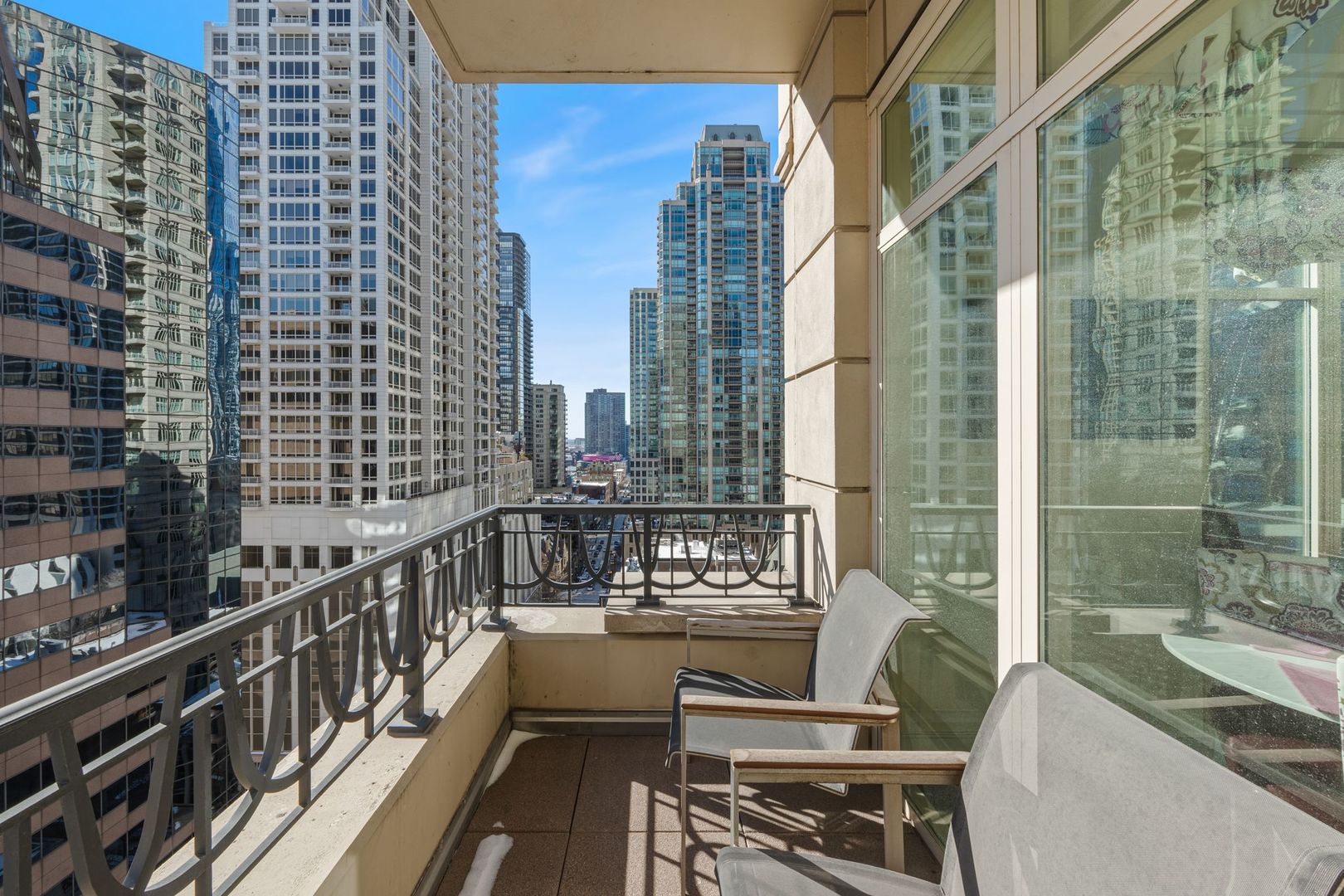 118 E Erie Street #18A, Chicago, IL 60611