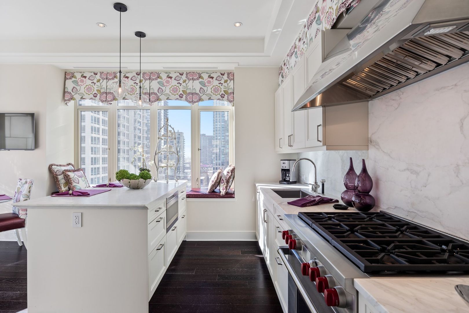 118 E Erie Street #18A, Chicago, IL 60611