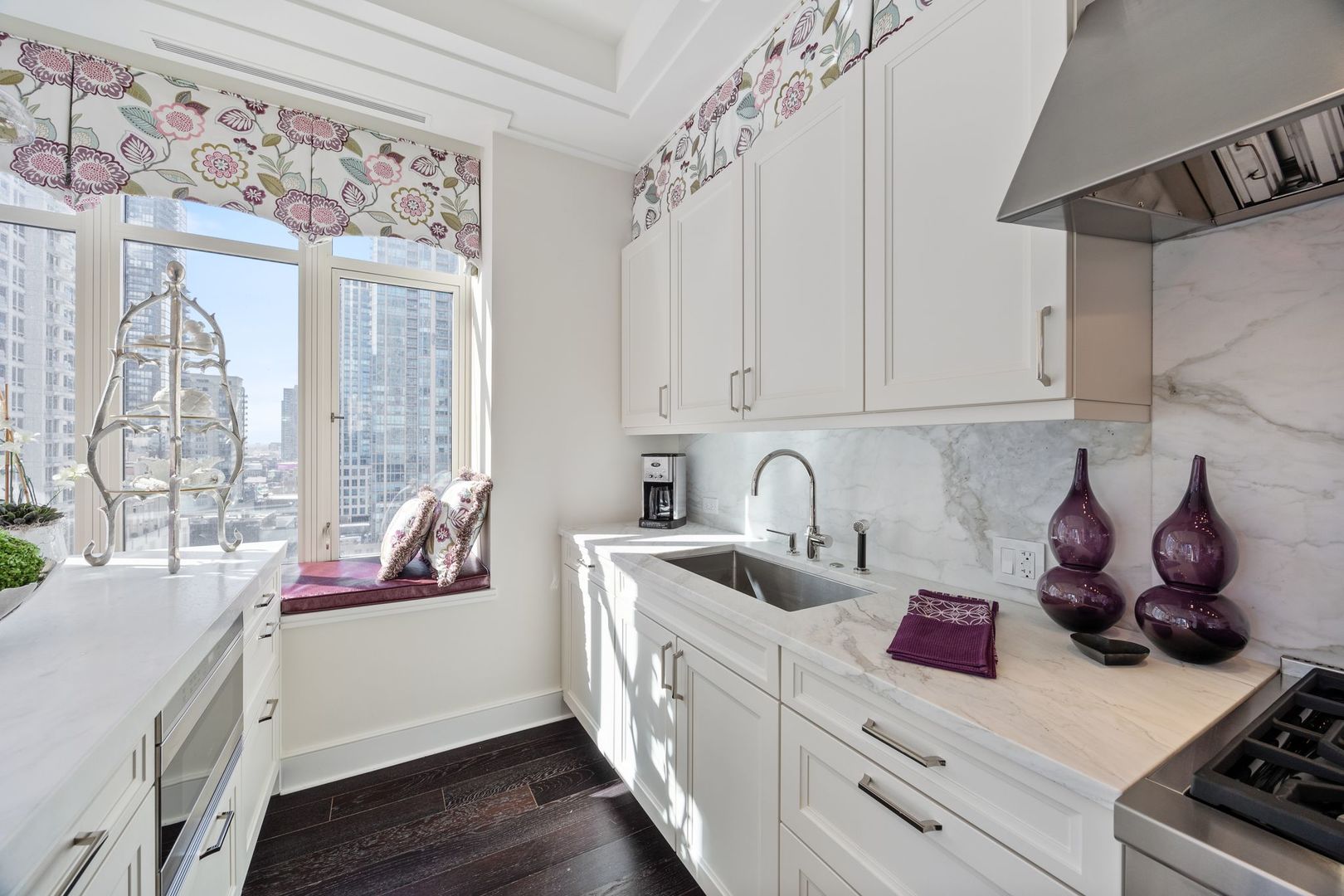 118 E Erie Street #18A, Chicago, IL 60611