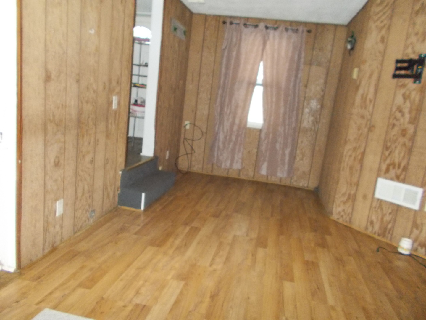 2206 ENOCH Avenue, Zion, IL 60099