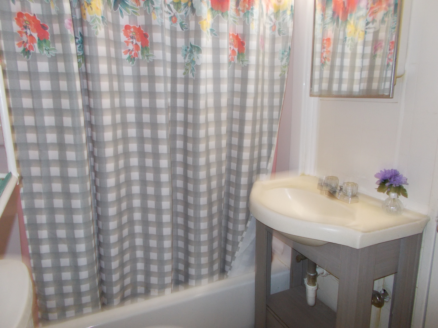 2206 ENOCH Avenue, Zion, IL 60099